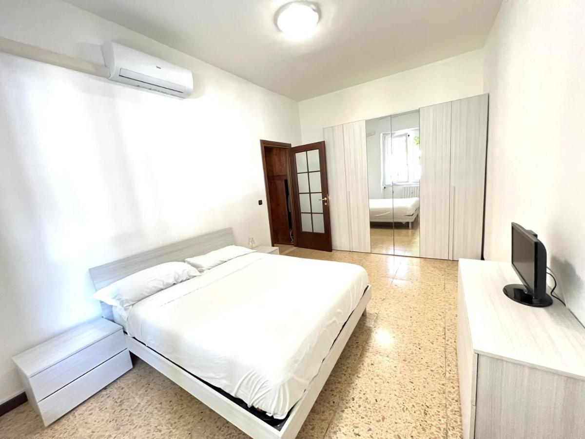 Appartement Famagosta House à Milan Extérieur photo